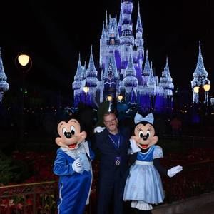 Meet your Posher, Christopher